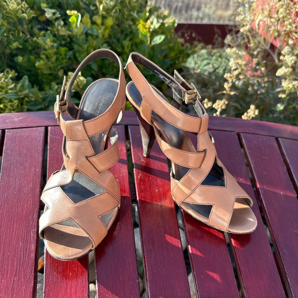 Ann Taylor Tan Strappy Heels - size 8